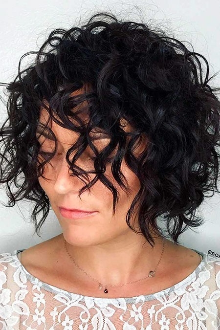 Curly Bob Hairtyle