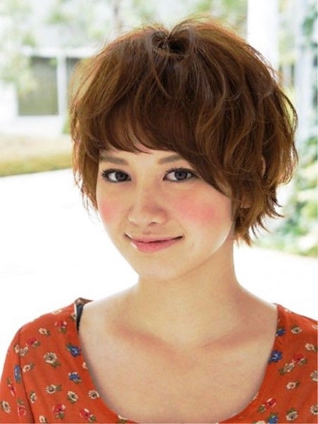 Layered Hair for Round Face