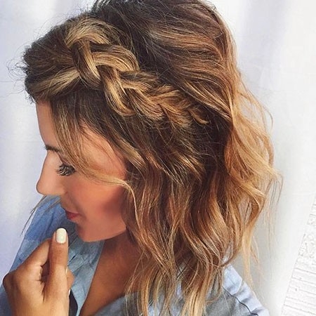Medium Length Hairtyle