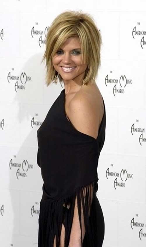 Tiffani Thiessen Attractive Shaggy Haircut
