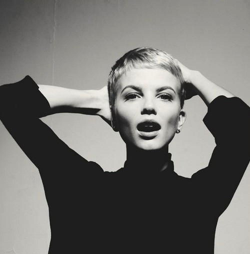 fashion pixie haircut