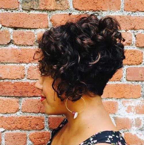 Curly Bob Hair