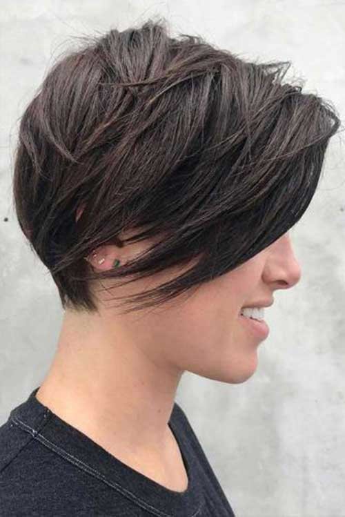 Fine Hair Layered Short Hairstyle