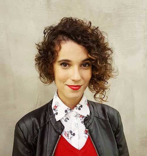 Side Swept Bob Hair
