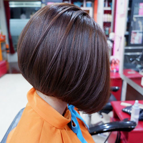 Dark Bob Hairstyle