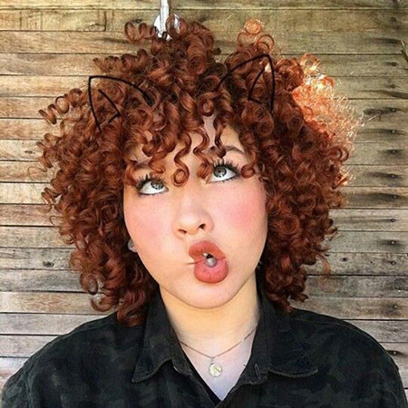 Short Red Curly Har