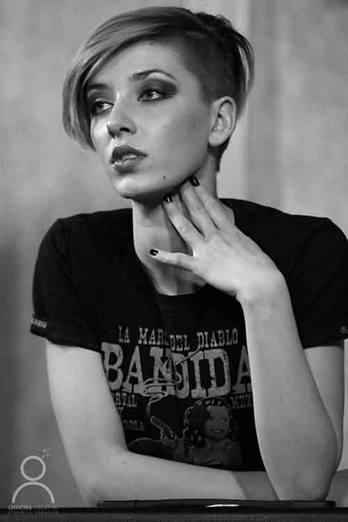 Undercut hair oval face