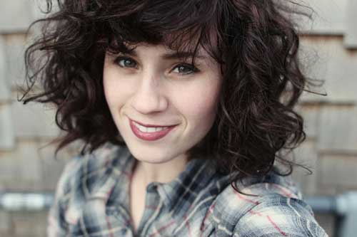 Short and Curly Hairstyles