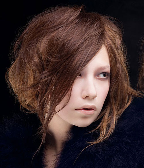 Hairstyles for Short Wavy Hair