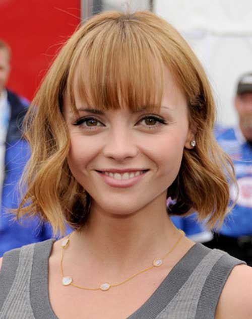Short Wavy Hairstyles With Bangs